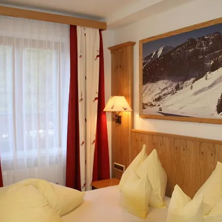 Alpen Appartements Zauchensee Цаухензее